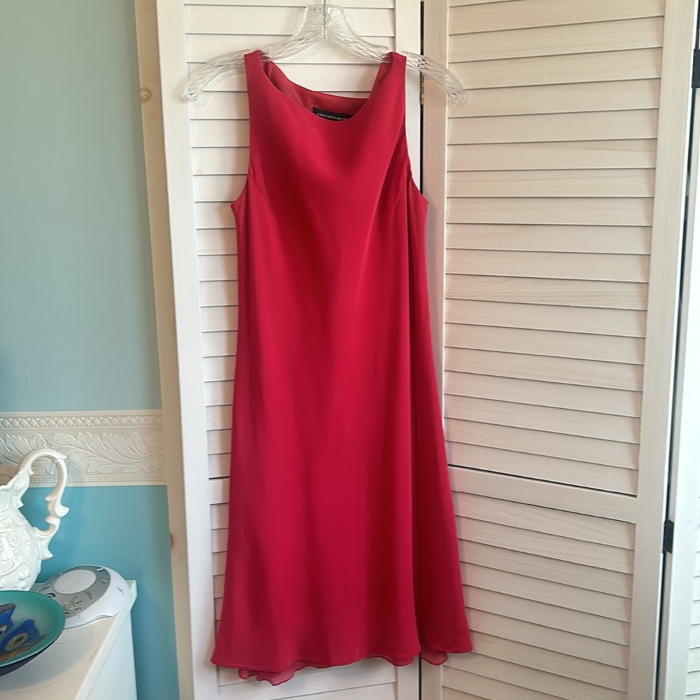 Jones New York pink silk sleeveless dress.